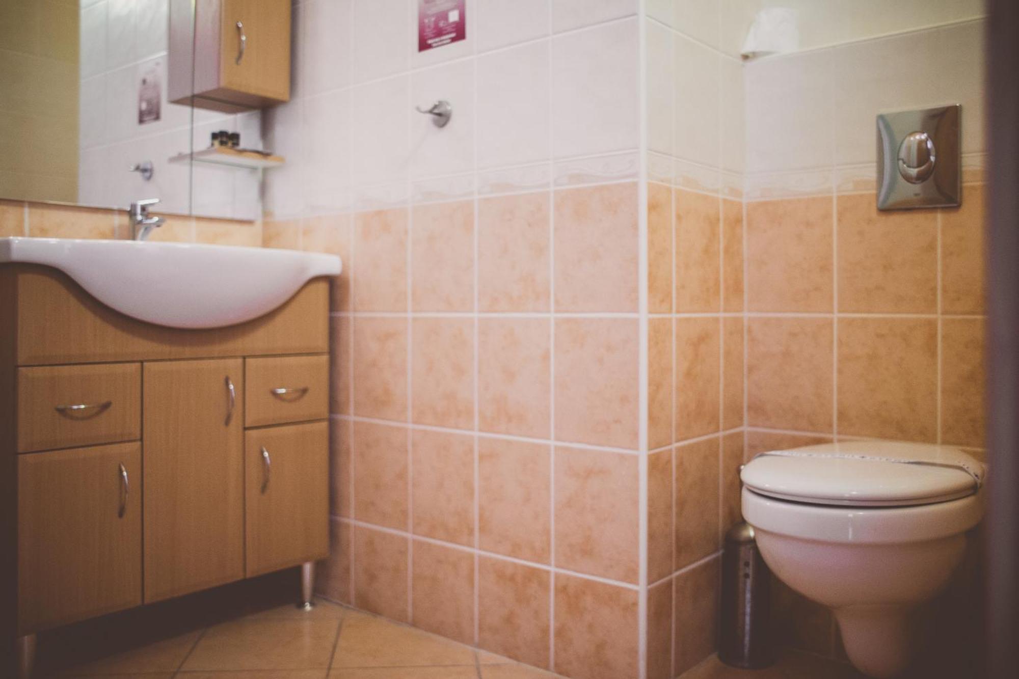Fordan Hotel Печ Екстериор снимка