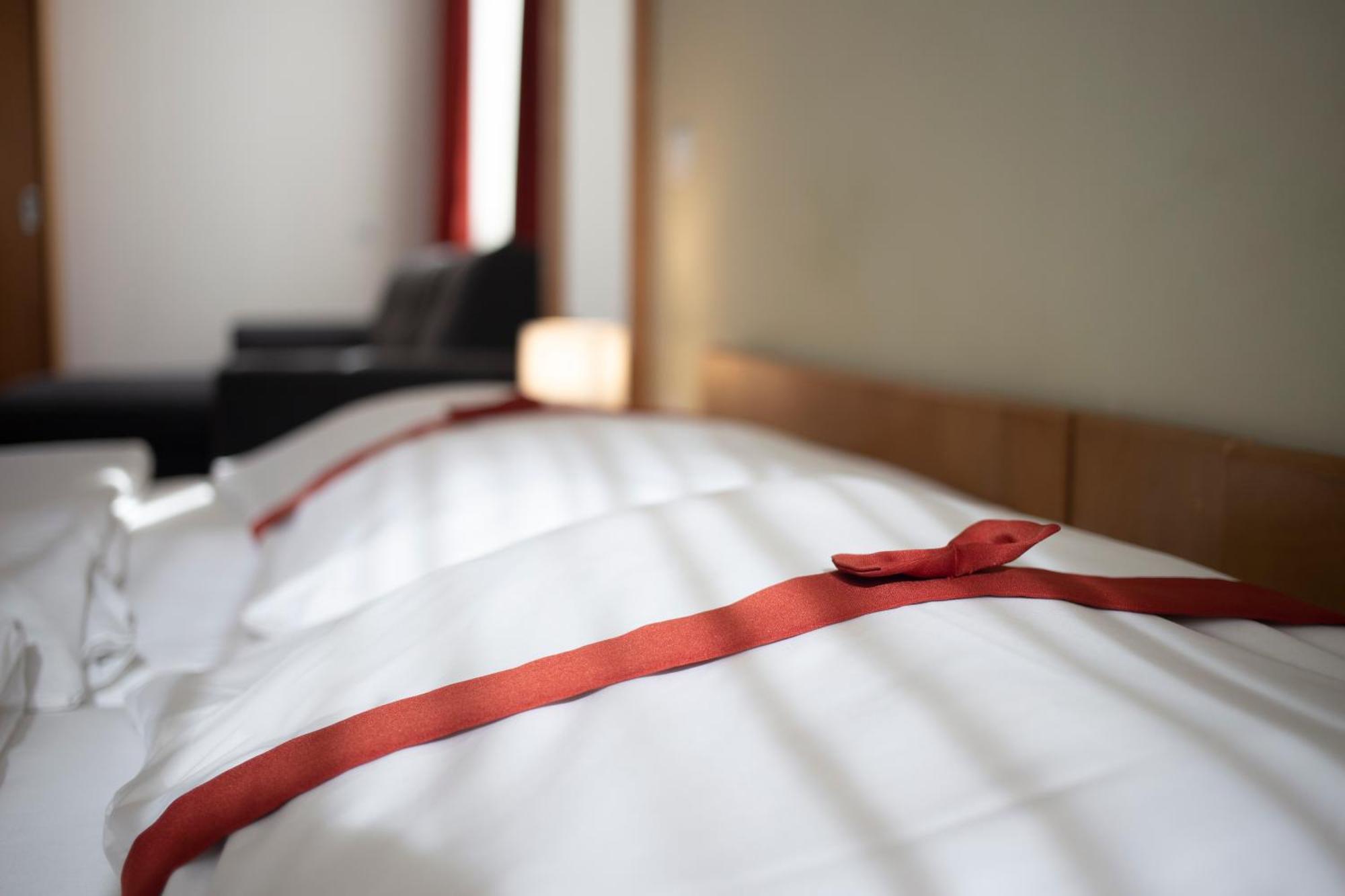 Fordan Hotel Печ Екстериор снимка