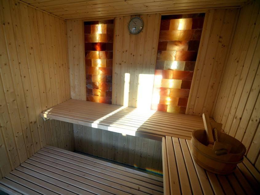 Fordan Hotel Печ Екстериор снимка