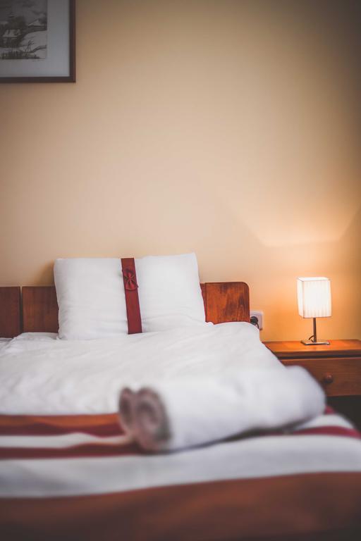 Fordan Hotel Печ Екстериор снимка
